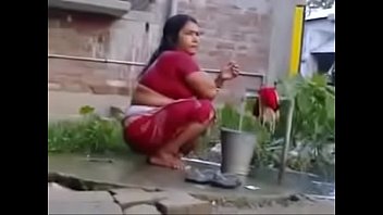 maid fuck indian wife and Milf blackmail daughter into lesbian strapon