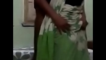 removing blouse desi aunty big and boobs her saree Lekker hoor 04