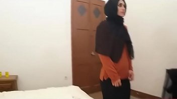 teen arab dancing Petite saggy mature