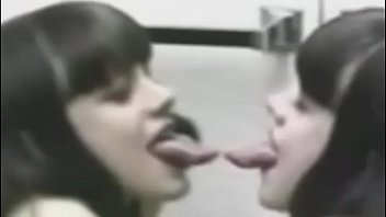 sloppy face extreme kissing lick tongue long lesbians Teen boy with sixpack wank and cum